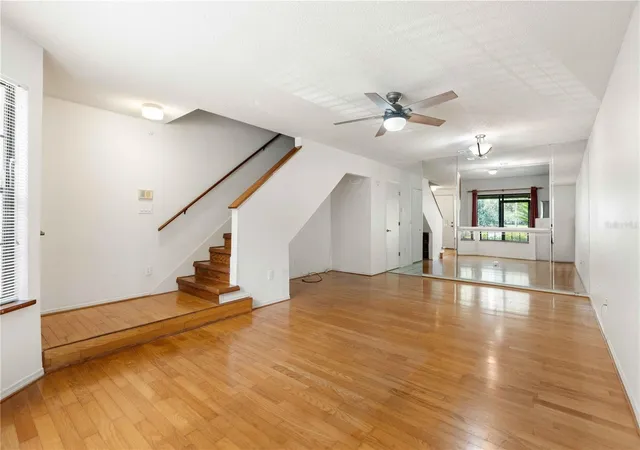 2nd image of 5100 Burchette Rd #404, Tampa, FL 33647 | MLS# W7887463