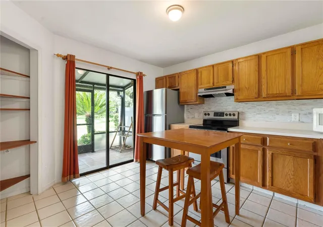 4th image of 5100 Burchette Rd #404, Tampa, FL 33647 | MLS# W7887463