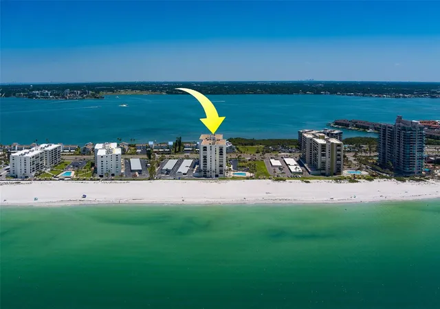2nd image of 1460 Gulf Blvd, Clearwater Beach, FL 33767