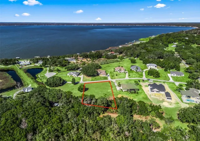 Homes for sale in Weirsdale, FL | Se 156th Lane, Weirsdale, FL 32195 | MLS# G5114816
