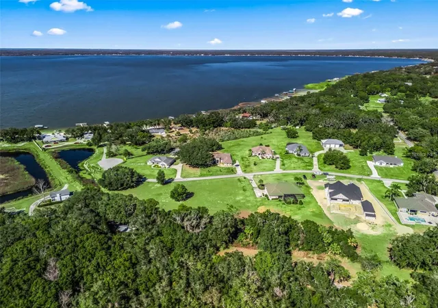 Homes for sale in Weirsdale, FL | Se 156th Lane, Weirsdale, FL 32195 | MLS# G5114816