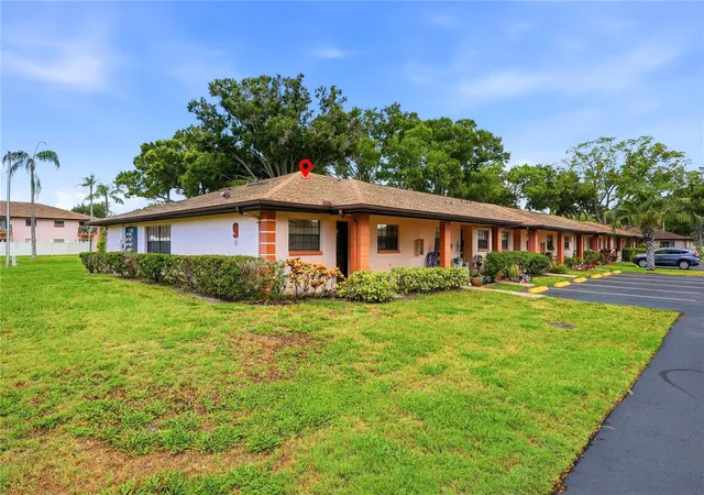 2nd image of 13250 Ridge Rd #9-1, Largo, FL 33778 | MLS# TB8527212