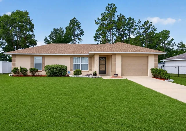 Photo 1 of Single family home for sale at 16 Fir Trl Crse, Ocala, FL 34472 | MLS# OM728114 | Listing updated on 2026-08-03