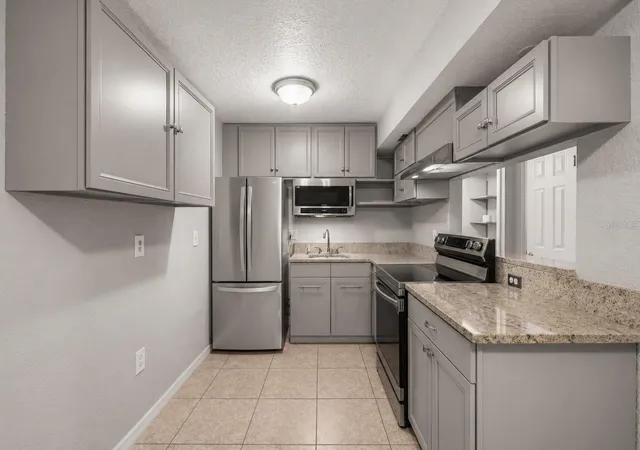 4th image of 910 Lake Destiny Rd #B, Altamonte Springs, FL 32714 | MLS# V4950106
