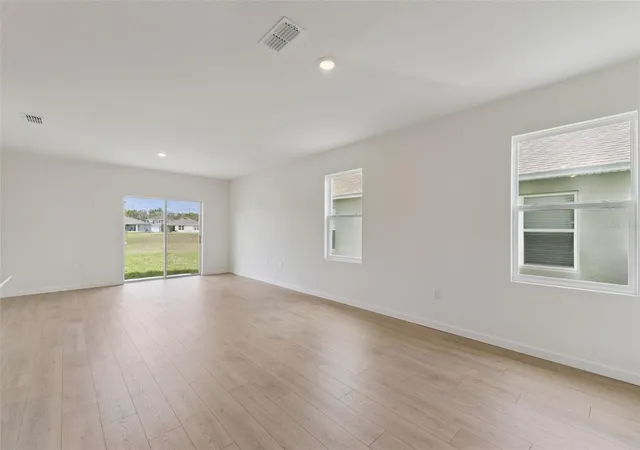 4th image of 1020 Commons Wy, Port Orange, FL 32129 | MLS# O6423481