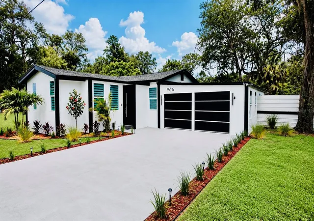 Single family home for sale at 966 Clover St, DELAND, FL 32720 | MLS# R4911604