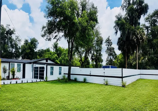 Photo 3 of Single family home for sale at 966 Clover St, Deland, FL 32720 | MLS# R4911604 | Listing updated on 2026-10-07