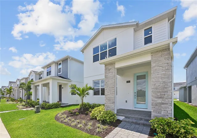 Photo 1 of Sale Pending at 1582 Ridgeback Dr, Apopka, FL 32703 | MLS# O6423494 | Listing updated on 2026-07-28