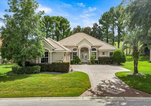 Photo 1 of Single family home for sale at 1861 N Eagle Chase Dr, Hernando, FL 34442 | MLS# OM728120 | Listing updated on 2026-07-17