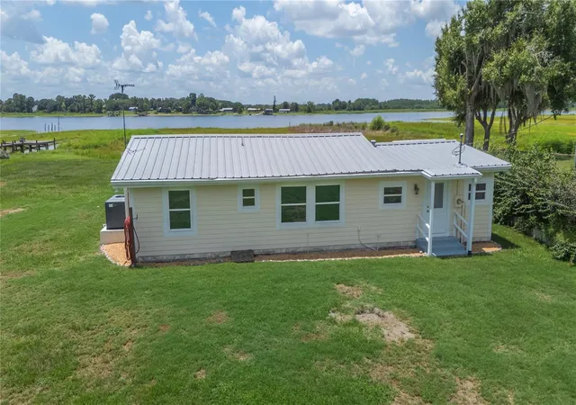 Homes for sale in Fort Meade, FL | 5418 Cooper Ln, Fort Meade, FL 33841 | MLS# L4963367
