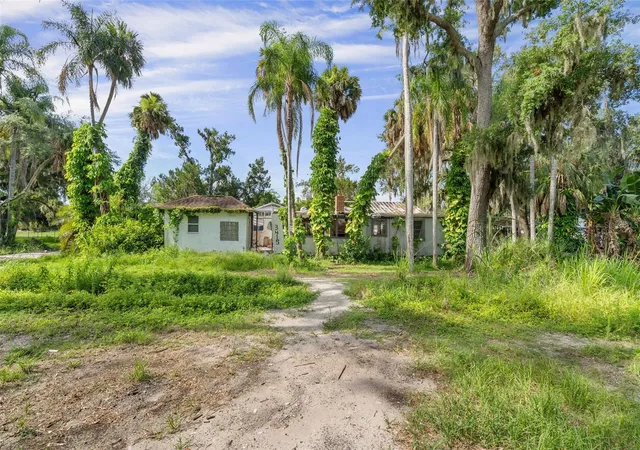 Homes for sale in Palmetto, FL | 3415 41st St E, Palmetto, FL 34221 | MLS# A4699445
