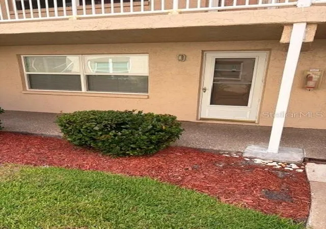 Homes for sale in St Petersburg, FL | 10034 64th Ave N #11, St Petersburg, FL 33708 | MLS# TB8527255