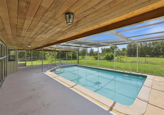 Homes for sale in Lakeland, FL | 4475 Cypress Country Ln, Lakeland, FL 33801 | MLS# TB8527262