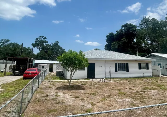 1st image of 2628 45th Ave W, Bradenton, FL 34207 | MLS# A4699451