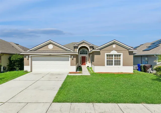 Photo 1 of Single family home for sale at 2930 White Cedar Cir, Kissimmee, FL 34741 | MLS# O6423520 | Listing updated on 2026-08-15