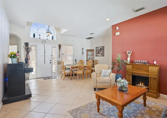 Photo 4 of Single family home for sale at 2930 White Cedar Cir, Kissimmee, FL 34741 | MLS# O6423520 | Listing updated on 2026-08-15