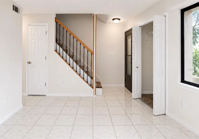 Listing Photo 4 - Condo for sale in building located at 947 Sunridge Wy, SARASOTA, FL 34234 - Unit #A3