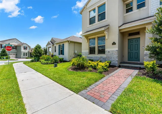 Photo 2 of Single family home for sale at 15741 Fountain Springs Rd, Winter Garden, FL 34787 | MLS# O6423527 | Listing updated on 2026-09-26