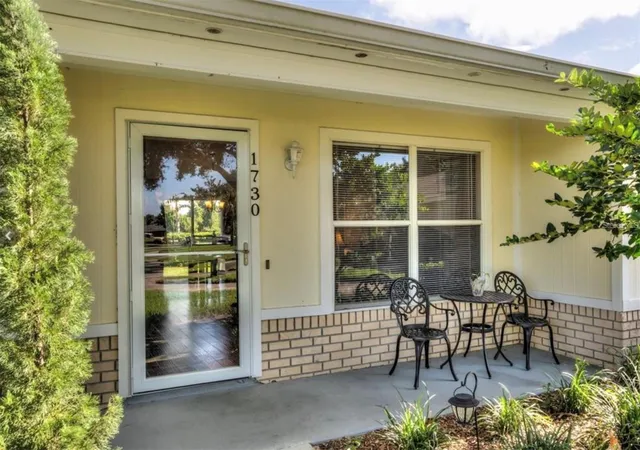 Homes for sale in Tavares, FL | 1730 Tropical Ct, Tavares, FL 32778 | MLS# O6423537