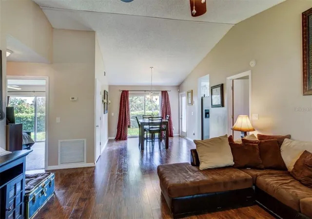 Photo 3 of House for sale at 1730 Tropical Ct, Tavares, FL 32778 | MLS# O6423537 | Listing updated on 2026-09-28