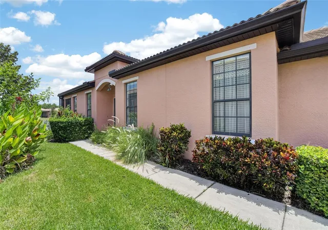 Photo 2 of Single family home for sale at 132 Shell Fls Dr, Apollo Beach, FL 33572 | MLS# TB8527293 | Listing updated on 2026-10-09