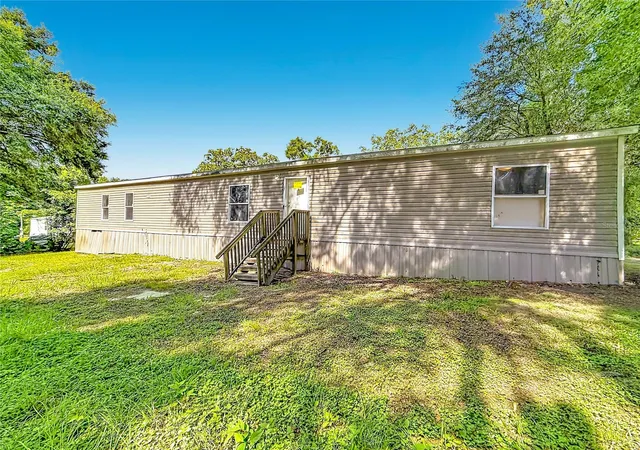 Photo 2 of Manufactured home for sale at 21420 Ne 41st Street, Williston, FL 32696 | MLS# R4911610 | Listing updated on 2026-07-11