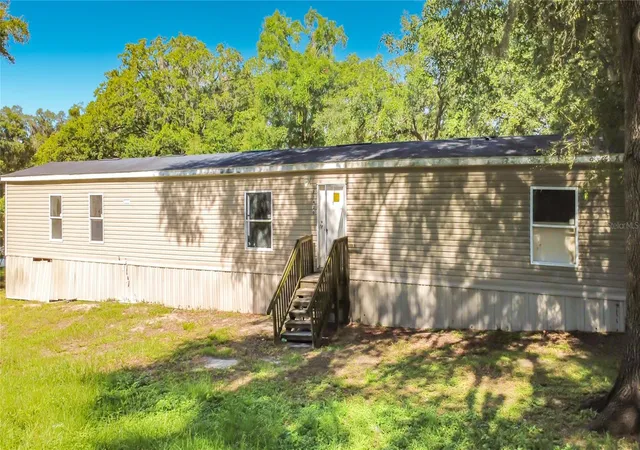 Photo 3 of Manufactured home for sale at 21420 NE 41st Street, Williston, FL 32696 | MLS# R4911610 | Listing updated on 2026-09-18