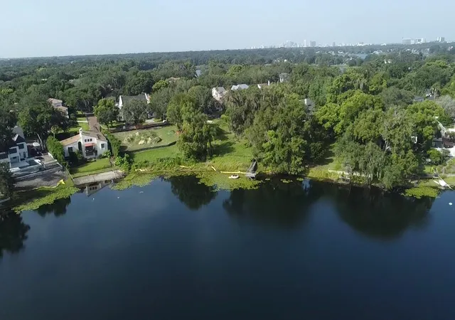 Photo 3 of Land for sale at 1415 Grove Ter, Winter Park, FL 32789 | MLS# O6423553 | Listing updated on 2026-10-09
