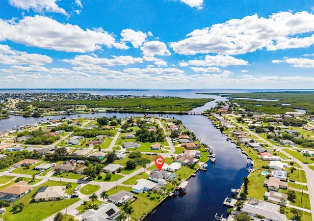 Photo 3 of Single family home for sale at 270 E Tarpon Blvd Nw, Port Charlotte, FL 33952 | MLS# C7528189 | Listing updated on 2026-10-22