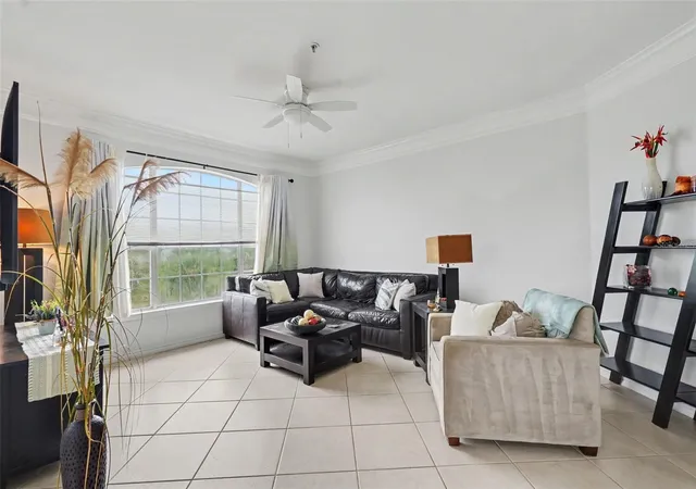Listing Photo 4 - Condo for sale in building located at 4306 Bayside Vlg Dr, Tampa, FL 33615 - Unit #301