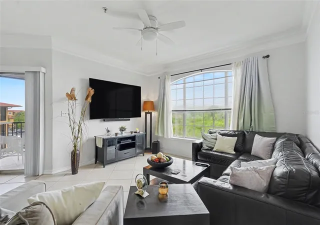 Listing Photo 5 - Condo for sale in building located at 4306 Bayside Vlg Dr, Tampa, FL 33615 - Unit #301