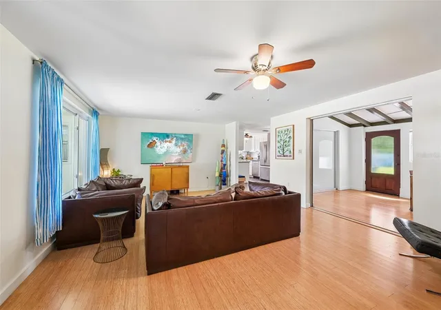 Homes for sale in Osprey, FL | 329 Bay Vista Ave, Osprey, FL 34229 | MLS# A4699464
