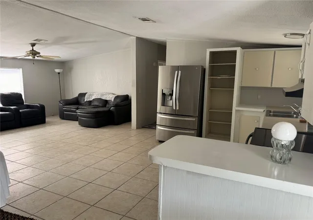 Photo 4 of Manufactured home for sale at 5406 Sydney St, Port Orange, FL 32127 | MLS# V4950111 | Listing updated on 2026-08-27
