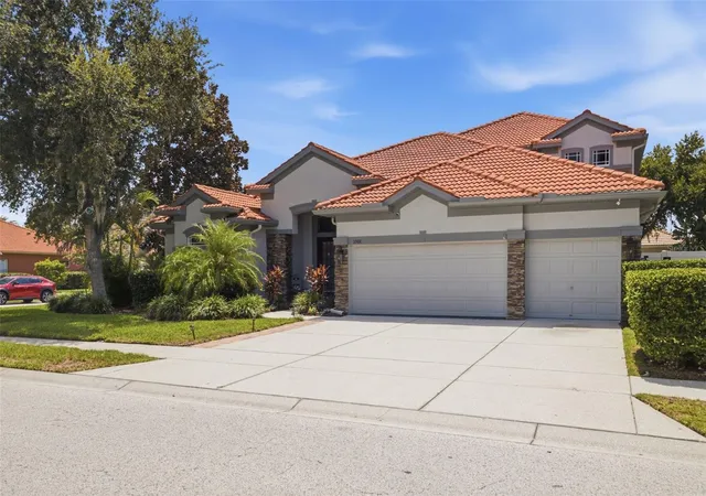 Photo 1 of Single family home for sale at 11508 Oyster Bay Cir, New Port Richey, FL 34654 | MLS# TB8527308 | Listing updated on 2026-10-08