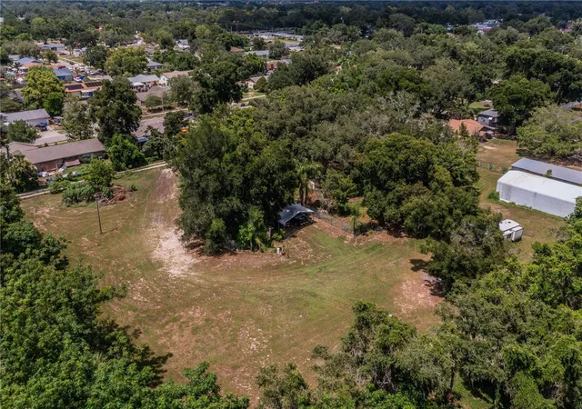 2nd image of 441 Overhill Dr, Brandon, FL 33511 | MLS# TB8527312
