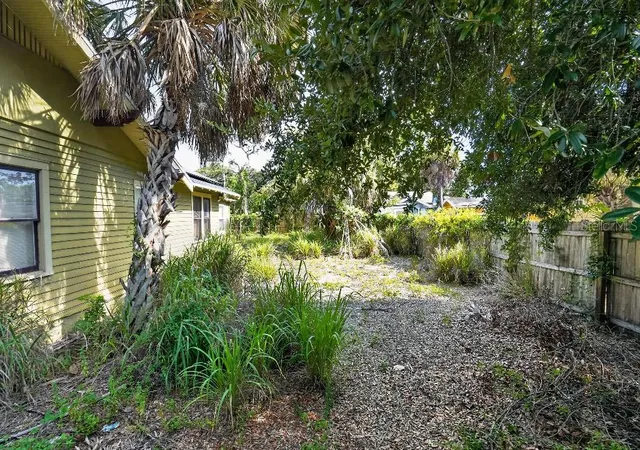 Photo 3 of Single family home for sale at 772 38th Avenue S, Saint Petersburg, FL 33705 | MLS# TB8527315 | Listing updated on 2026-10-16