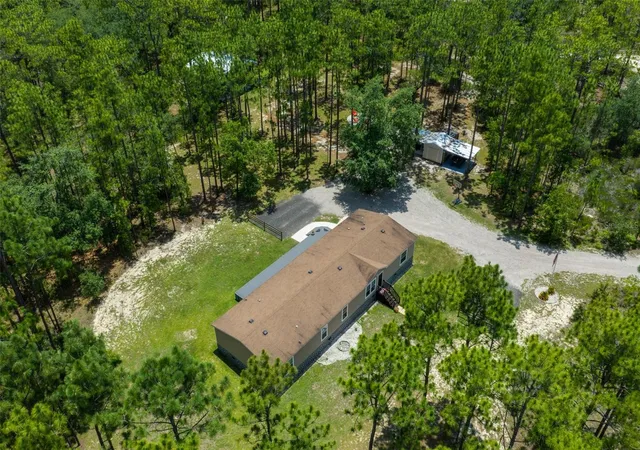 3rd image of 105 Buck Run Trl, Hawthorne, FL 32640 | MLS# OM728137