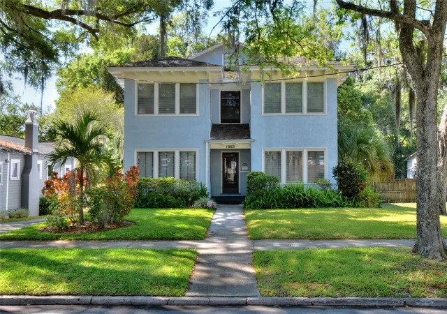 Photo 3 of Multi family home for sale at 211 E Park St, Lakeland, FL 33803 | MLS# L4963370 | Listing updated on 2026-07-30