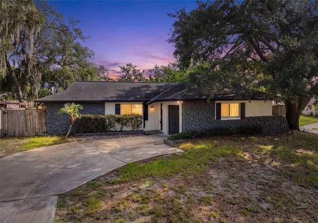 1st image of 611 Pheasant Ave, Longwood, FL 32750 | MLS# O6423564