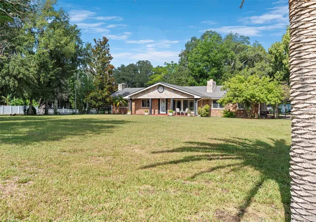 Photo 3 of Single family home for sale at 298 300 Orange Ave, Saint Cloud, FL 34769 | MLS# O6423577 | Listing updated on 2026-07-14