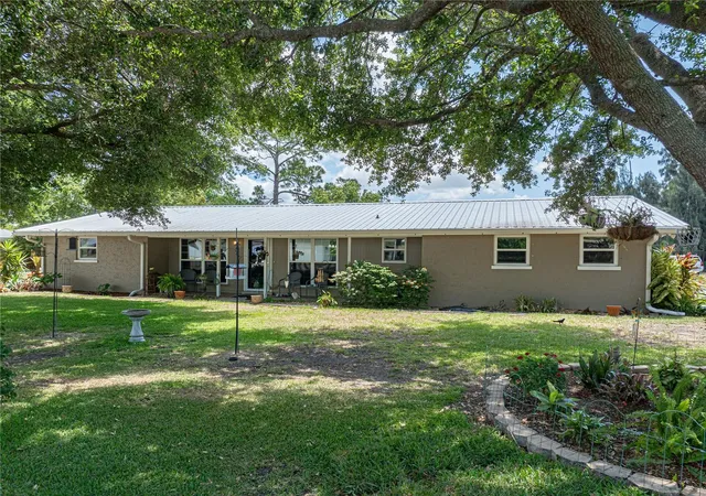 2nd image of 246 Canal Dr, Lake Wales, FL 33859 | MLS# L4963372