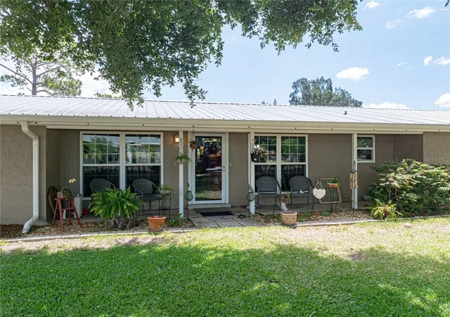 3rd image of 246 Canal Dr, Lake Wales, FL 33859 | MLS# L4963372