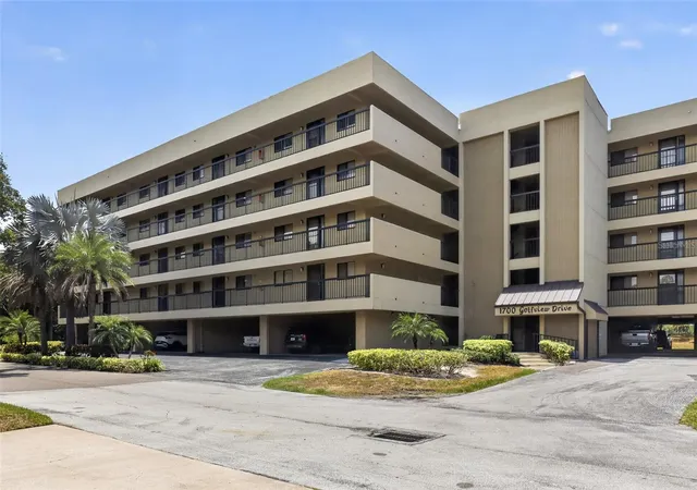 1st image of 1724 Golfview Dr, Tarpon Springs, FL 34689 | MLS# O6423585