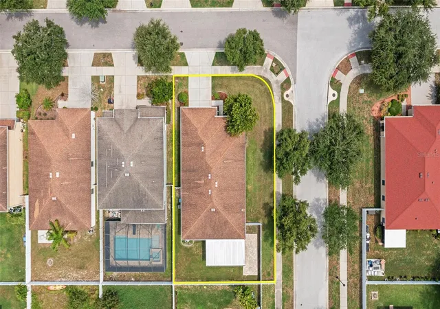 3rd image of 2719 Cypress Bowl Rd, Lutz, FL 33558 | MLS# TB8527336