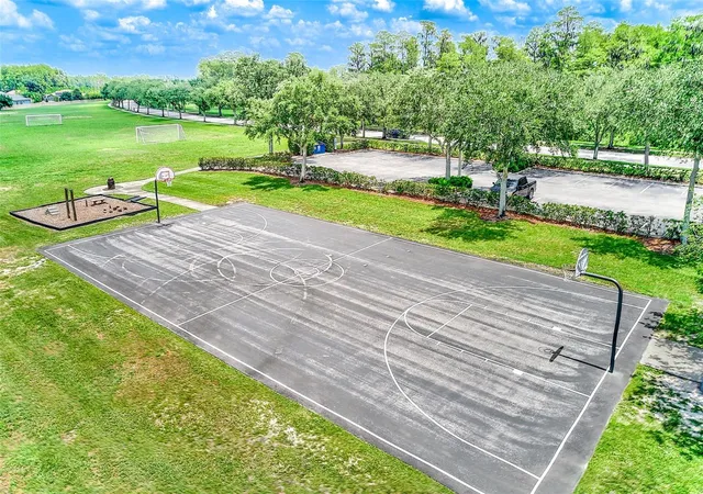 50th image of 2917 Winglewood Cir, Lutz, FL 33558 | MLS# TB8527338