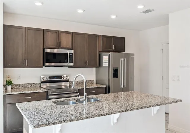 4th image of 1995 5Th Ave, Deland, FL 32724 | MLS# O6423587