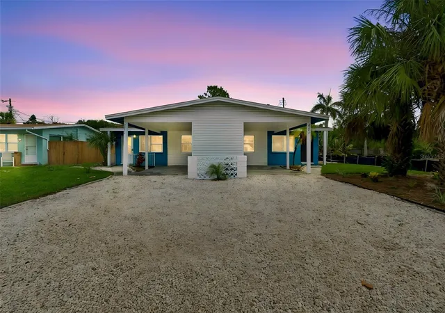 Homes for sale in St Petersburg, FL | 2832 Miriam St S, St Petersburg, FL 33711 | MLS# O6423590