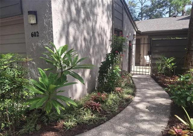 3rd image of 602 Woodridge Dr, Fern Park, FL 32730 | MLS# O6423595