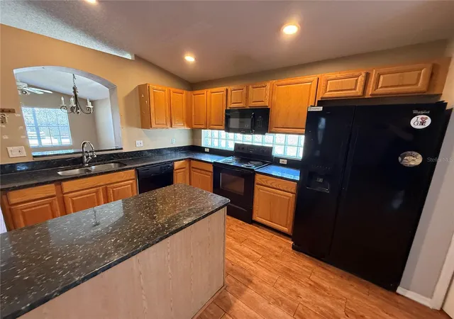 Photo 3 of Sale Pending at 10536 Rodondo Dr, Orlando, FL 32817 | MLS# O6423598 | Listing updated on 2026-10-02