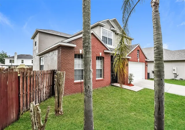 Photo 2 of Sale Pending at 14401 Kristenright Ln, Orlando, FL 32826 | MLS# TB8527361 | Listing updated on 2026-10-22
